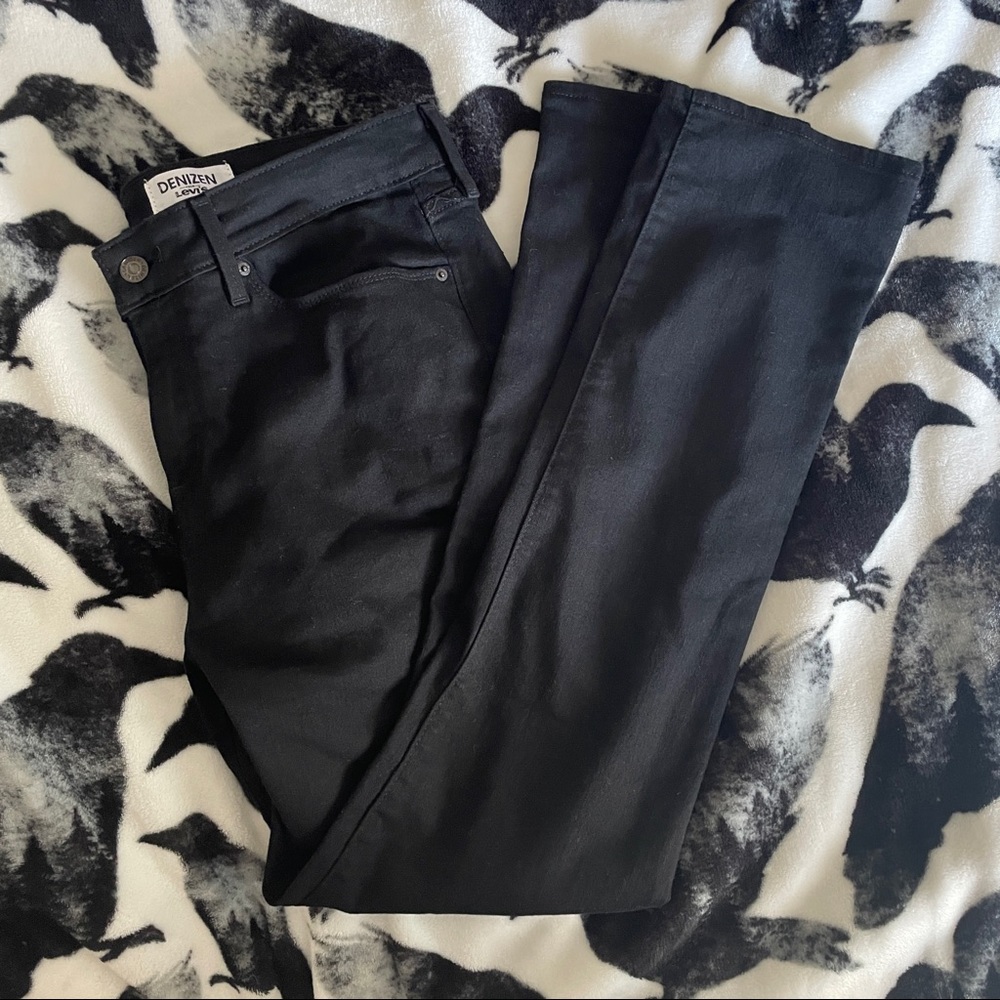 Levi’s Black Jeans